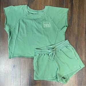 Billabong Green Lounge Set